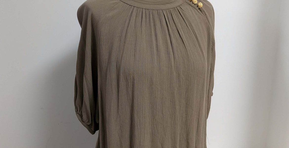 Tee-shirt femme kaki manches mi-longues conçu par FAIRE